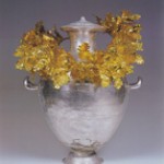 Hydria and wreath, copyright Vergina Museum
